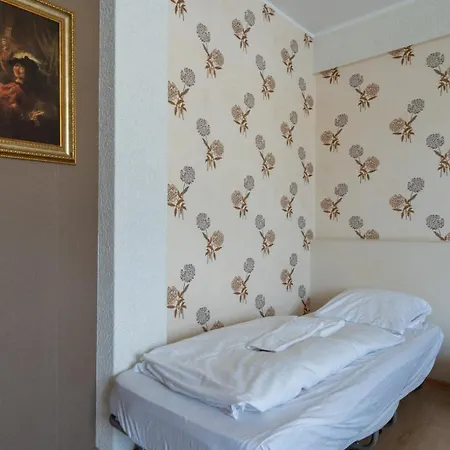 Apart-hotel Faraway Near Vienna Airport With Anytime Self Check In Bruck an der Leitha