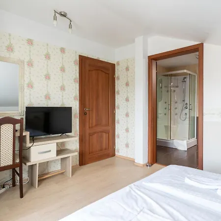 Faraway Near Vienna Airport With Anytime Self Check In * Bruck an der Leitha