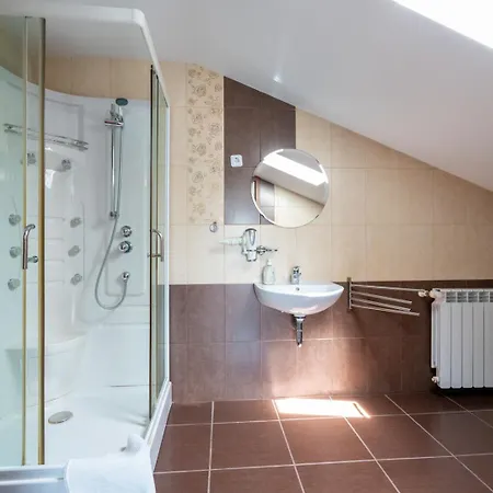 Faraway Near Vienna Airport With Anytime Self Check In 3* Bruck an der Leitha