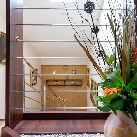 Faraway Near Vienna Airport With Anytime Self Check In Apart-hotel