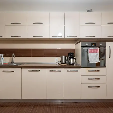 Faraway Near Vienna Airport With Anytime Self Check In Bruck an der Leitha