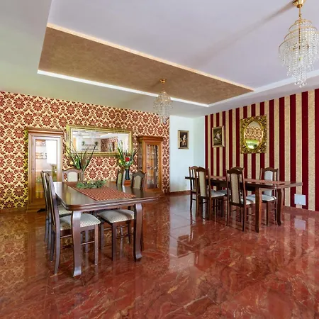 Faraway Near Vienna Airport With Anytime Self Check In Apart-hotel