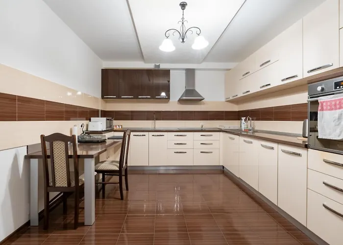 Faraway Near Vienna Airport With Anytime Self Check In 3* Bruck an der Leitha