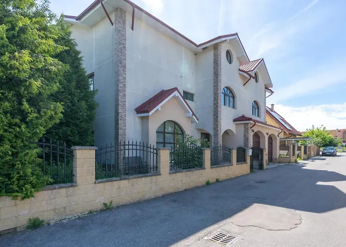 Lejlighedshotel Faraway Near Vienna Airport With Anytime Self Check In 3*